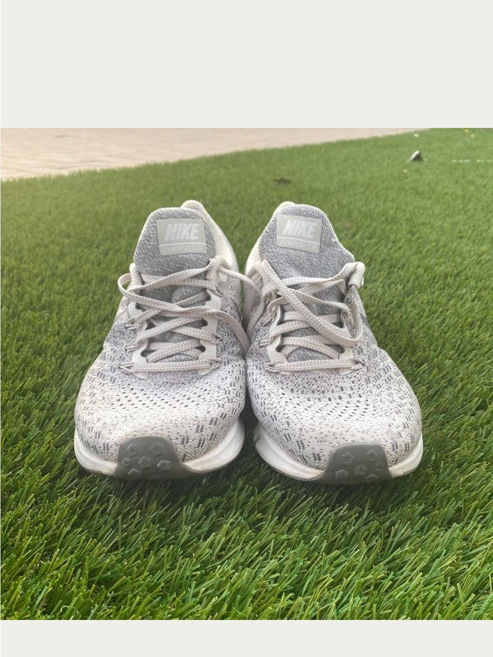 Nike Air Zoom Pegasus 35 white & gray sneakers - Picture 4 of 8